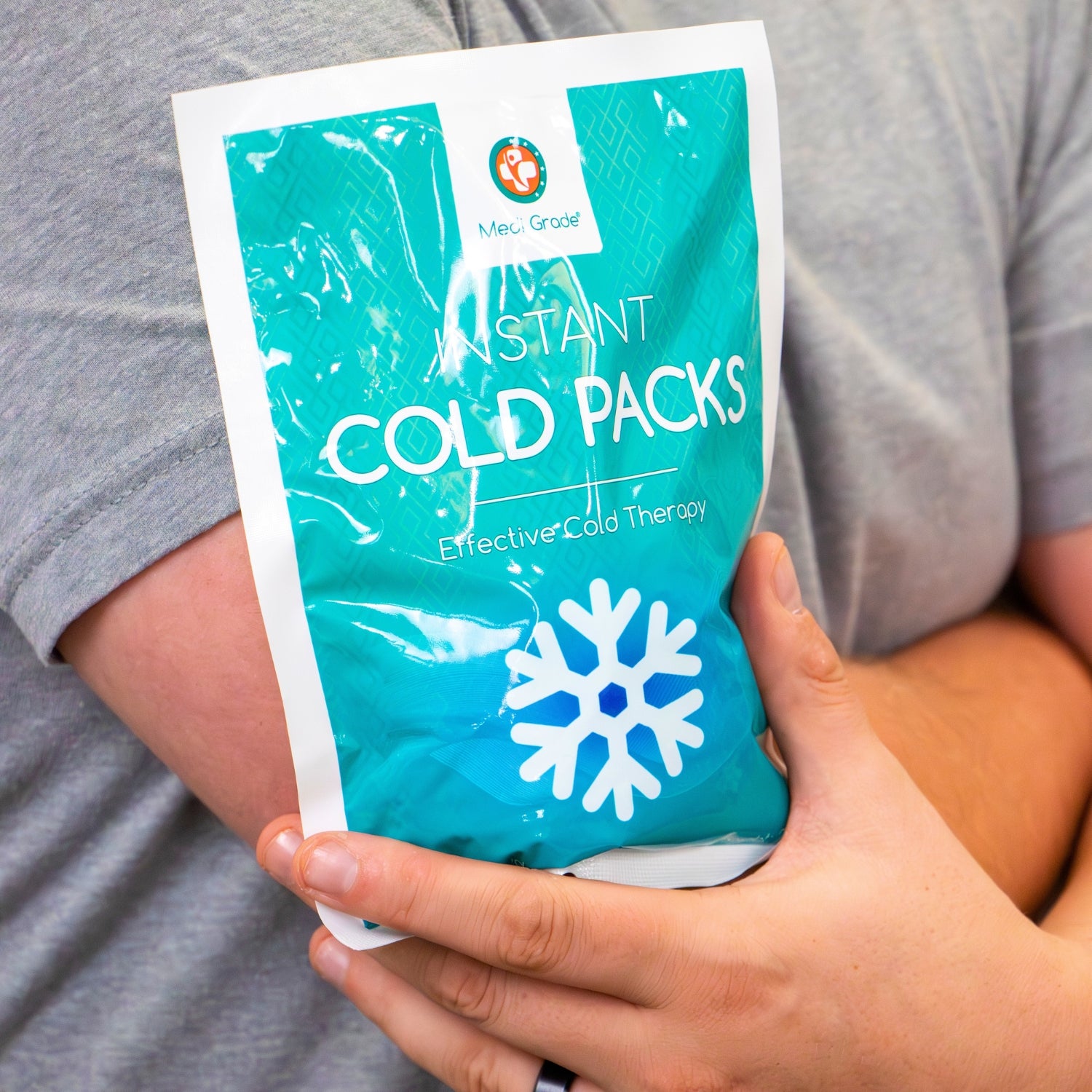 Medi Grade Instant Cold Pack, 16 Packs of 200g (6”x8”) - for Injuries with Stabilisation Band