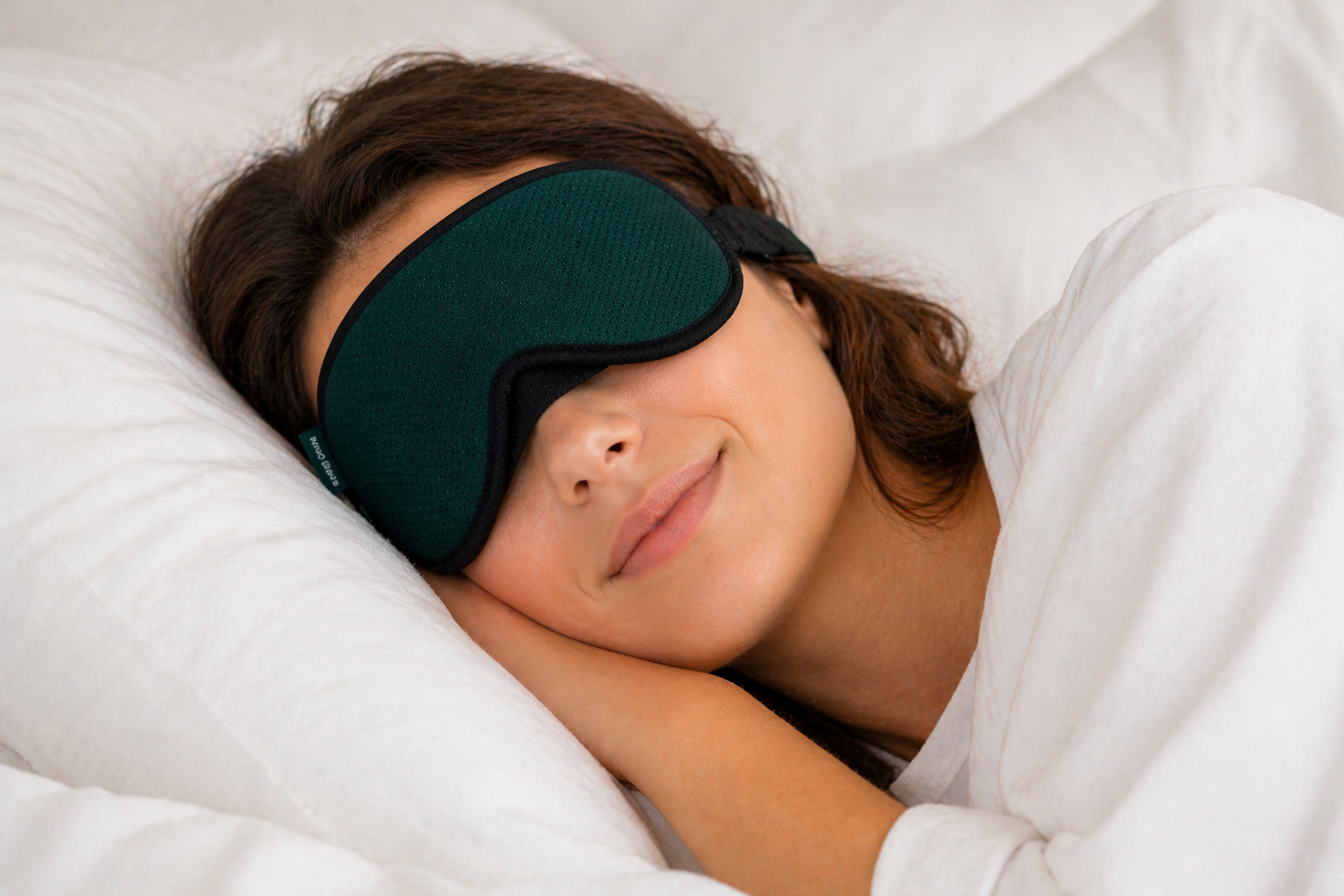 Bright Evenings, Restless Nights? How to Sleep Better When Days Get Longer